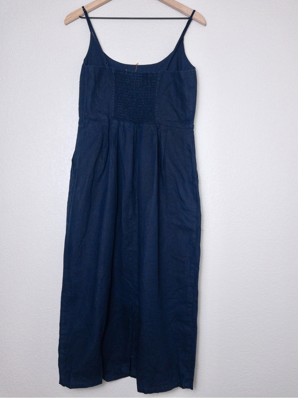 Quince 100% European Linen Scoop Neck Midi Dress M Deep Navy Pleated Pockets - Picture 8 of 11